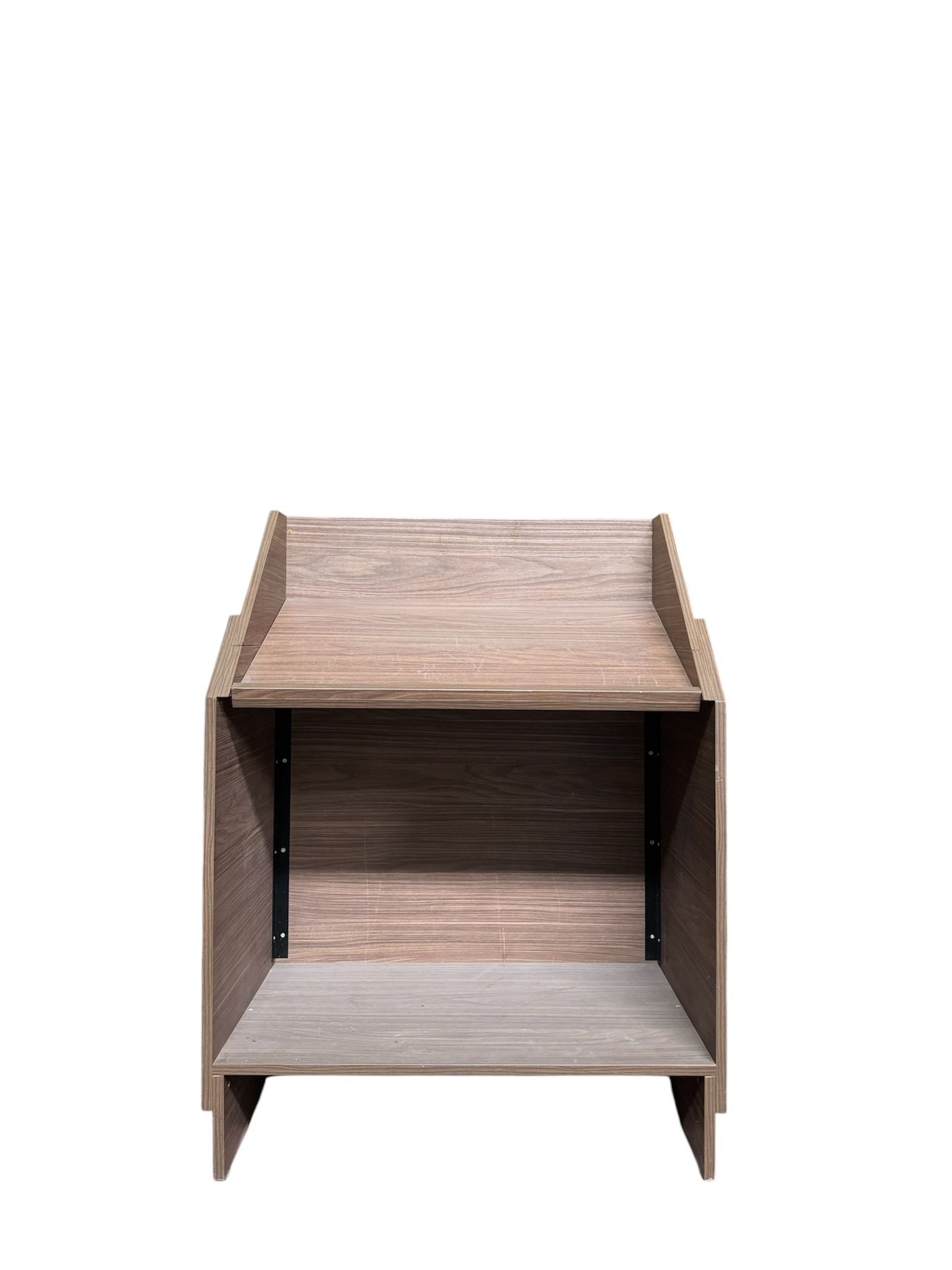 podio in legno lavorato